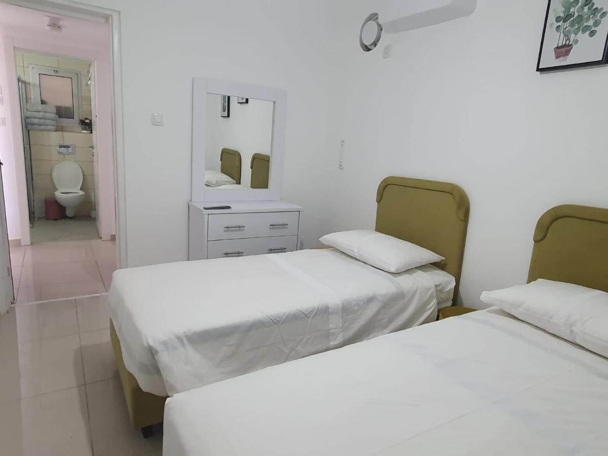 Appartement Viktoria à Eilat Extérieur photo